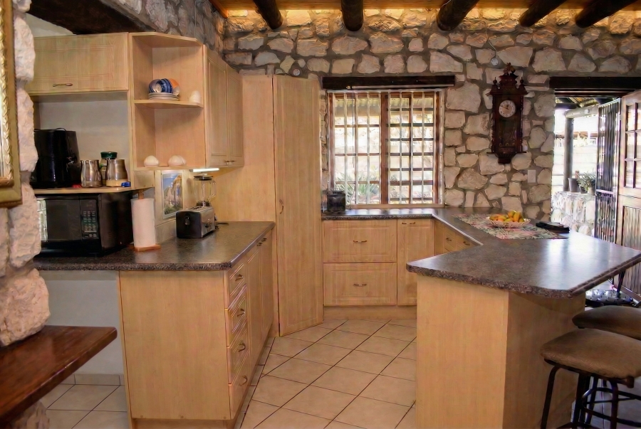 4 Bedroom Property for Sale in Struisbaai Western Cape